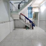Cho thuê nhà hẻm c9 giáp đường phạm hùng, bình hưng, bình chánh, 60m, 2 tầng, 2 phòng ngủ 2 vệ sinh hẻm xe tải