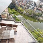 Cho thuê căn hộ duplex 2 phòng ngủ nhìn ra hồ tại phố vũ miên tây hồ