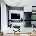 Bán căn 2n2vs góc tầng cao view cực đẹp và thoáng, full nội thất sịn sò giá cực tốt 3 tỷ 330 thu về