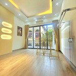 Bán gấp nhà hoàng văn thái, thanh xuân, ôtô vào nhà, diện tích 64m2 - 5 tầng - mt 4,1m. giá 15,5 tỷ