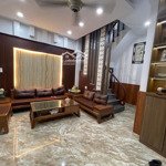 Hoàng Đạo Thành Ô Tô Tải Đỗ Cửa - Thang Máy - Nhà Đẹp Full Nội Thất, 35M2 ,Giá Tốt