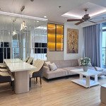 Công Viên Lê Văn Tám Quận 1_Nhà Thờ Hồng_Cho Thuê Phòng Ban Công Quận 1_Đủ Nội Thất_Free Dọn Phòng