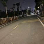 Bán 70M2 Đất Phân Lô Mặt Phố Đang Mở Tại Cự Khối