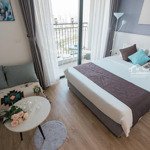 Chính chủ cần bán gấp căn studio full nội thất sẵn hđ thuê 1,9tỷ vinhomes greenbays