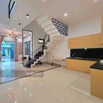 Cần bán nhà 3 tầng đường 7.5m lý nhân tông - sát phan đăng lưu -95m2 sẵn vào ở