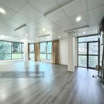 Chính Chủ Cần Cho Thuê Văn Phòng Tầng 3 Mặt Phố Đặng Thuỳ Trâm Giá Bán 12 Triệu Vị Trí Đắc Địa