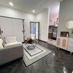 Khai trương nhà mới ở chùa láng đang trống phòng studio và 1 ngủ 1 khách có thể vào ở luôn