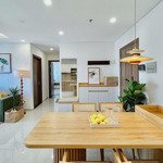 Cho thuê căn 2 phòng ngủ tầng cao, view hồ ct9 vĩnh điềm trung. nội thất mới keng