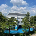 Bán btsl 154m2 tại vị trí trung tâm đường to nhất dự án, bước chân ra là hồ vinhomes thăng long