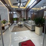 Trung tâm - cách mặt phố 3 bước - nhà mới đẹp - ngõ nông, rộng thoáng - ô tô sát nhà