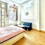 Thuê Ngay Phòng 35M2 Ban Công Thoáng,Full Nội Thất Gần Đh Văn Lang - Ngay Đường Đặng Thuỳ Trâm, Bt