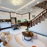 Bán nhà sài đồng, long biên, hà nội, 5,95 tỷ, 43m2, view đẹp, nhiều tiện ích, ngõ nông