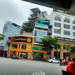 Bán Toà Building 8 Tầng 300M2 Mặt Phố Phạm Văn Đồng Cạnh Công Viên Hoà Bình