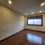 Cho Thuê Biệt Thự Starlake Diện Tích 132M2 Thiết Kế 4 Pn Giá Bán 50 Triệu. Liên Hệ: 0905 618 555