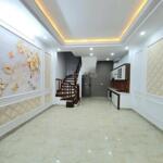 Gia đình cần bán nhà phân lô ngõ 106 hoàng quốc việt dt 50 m2 x 7 t mt 4,5 m ô tô vào nhà giá 25,5 tỷ