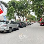 Bán đất tái định cư giang biên..mảnh đất xinh vừa tiền - vỉa hè đá bóng - lô góc cực thoáng... kinh