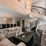 Hot bán căn penhouse hoa hậu vinhomes west point w2 sổ đỏ lâu dài 260,1 m2 thông tầng view đẹp