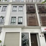 Cho thuê nhà 4 tầng trong khu đô thị sang xịn mịn, dùng làm văn phòng công ty, nhà ở