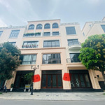 Nghe từ hải âu thôi đã thấy uy tín rồi ạ
- diện tích 75m, mặt tiền 5m
-vị trí đẹp, gần công viên, ở
