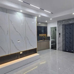 Giảm nhanh 2 tỷ!!!! cho khách về ở luôn, nhà mới, 2 mặt ngõ, kinh doanh.