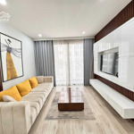 Cho thuê gấp căn hộ galaxy 9, quận 4, diện tích: 125m2, 3 phòng ngủ 3 vệ sinh nhà đẹp, giá bán 20 triệu/th. liên hệ: 0934 144 525 hương