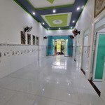 Cần bán căn nhà cấp 4 cao cấp, vị trí tiện ích, 600m