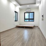 Nhà 4 tầng biên giang hà đông 30m oto đỗ gần giá 3,5 tỷ