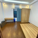 Siêu phẩm cầu giấy, 45m2, nhà mới, 5 tầng, dòng tiền gần cao, giá nhỉnh 8 tỷ