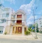 Bán biệt thự 2 mt p. bình trị đông b -bình tân, gía 31 tỷ, dt 177m2, sang tên công chứng ngay