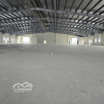 Cho thuê xưởng dt 1000 2000m2 kcn đức hòa long an