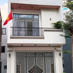 Cần bán gấp nhà riêng tại hoàng văn thụ, tân bình, giá 3,5 tỷ, 60m2, có shr, lh: 0703746926(quang)