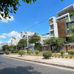 Bán cặp đôi nhà cấp 4 - mặt tiền đường hiền vương, phường phú thạnh, quận tân phú. ngang 7,7x21met.