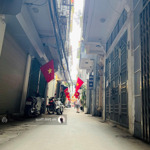 Bán nhà phố đào tấn, cách phố 20m, dân xây, ngõ thông, an sinh đỉnh, 42m2, 10.x tỷ
