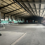 Cho thuê kho mt quốc lộ 1a. q12 (trang bị pccc đầy đủ) dt 1000m2