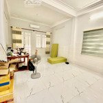 Cần tiền bán rẻ nhà mới đẹp đất thánh phường 6 tân bình giá 2 tỷ 860
