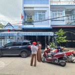 Nhà 1 chủ xây kiên có ngay bình chuẩn lịch sử cực tốt chủ làm thầu xây phong thuỷ từng m nhà chắc
