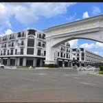 Bán gấp lô đất 100m2 giá bán 2tỷ3 stc long thành -đối diện công viên-cách sân bay long thành chỉ 5 phút