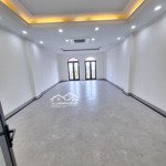 Nhà riêng thang máy đội cấn 60m2x 6 tầngmt4m ngõ 2 làn oto vị trí đẹp, full đh, thuê mọi mô hình 24 triệu