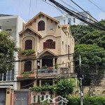 Bán nhà 1 trệt 3 lầu mặt tiền đường phan chu trinh gần biển, khu phố tây giá cực tốt