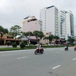 Bán biệt thự 2 tầng kiệt chính hữu, 236m2 sát biển phạm văn đồng