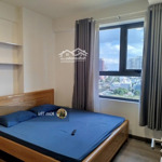 Q7boulevard-cho thuê 2 phòng ngủ 2 vệ sinhcăn góc 70m2 ban công và logia riêng đủ nội thất 13 triệu