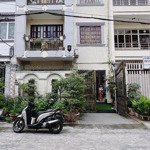 Hiếm/rẻ! biệt thự ngang 8m 4tầng ngay emart phan văn trị,đường nhựa 12m có vỉa hè 3m bàn cờ,6pn,7wc