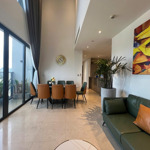 Chính chủ cho thuê căn hộ cao cấp 4 phòng ngủ 4 vệ sinh full nội thất đẹp, the marq by hongkong land
