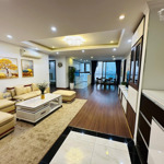 Cho thuê căn hộ golden land 275 nguyễn trãi 111m2, 2 phòng ngủ full đồ chỉ 15 triệu/tháng