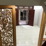 Cho thuê nhà nguyên căn 5 tầng khu cầu giấy, hà nội