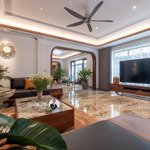 Villa khu vip nguyễn trọng tuyển, p1, tb - dt: 10x15m, vuông vức (3 tầng, nt cao cấp) chỉ 32 tỷ tl