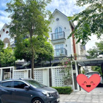 Hàng Hiếm! Bán Khách Sạn Phố Trích Sài 215M2 - 10M Mặt Tiền - 20M Ra Hồ Tây - Dòng Tiền Khủng