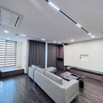 Cho Thuê Quỹ Căn Chung Cư N01 - T6, 22 Triệu, 100M2, 3 Phòng Ngủ 2Wc