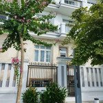 Giá Cho Thuê Cực Tốt Chỉ 40 Triệu/Tháng Cho 300M2 5 Phòng Ngủ 5 Vệ Sinhđầy Đủ Nội Thất. Liên Hệ: 0918181860