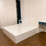 Bán Ch Chung Cư A2504: 71,4 M2 Hc Golden City, 2 Phòng Ngủ, 2 Wc, Giá Bán 5,65 Tỷ, Full Đồ. Siêu Đẹp Ạ